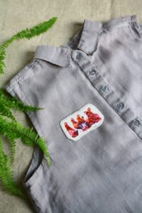 Dzikie Twory - lniana naszywka na ubrania z akwarelowym nadrukiem - kury