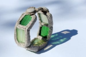 Bransoletka - ze szkła i lnu zielona