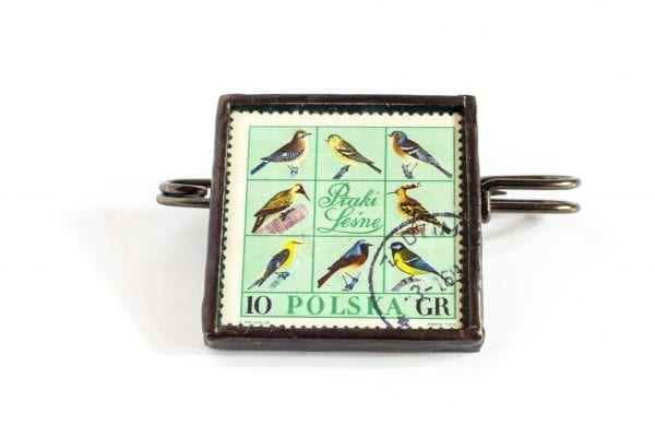Dzikie Twory - broszka ze znaczkiem pocztowym ptaki leśne