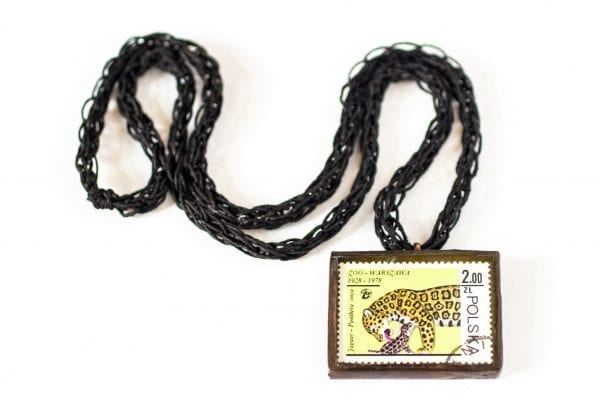 Dzikie Twory naszyjnik ze znaczkiem pocztowym z 1978 roku - jaguary