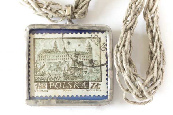 Dzikie Twory - naszyjnik ze znaczkiem pocztowym z 1960 roku - Szczecin