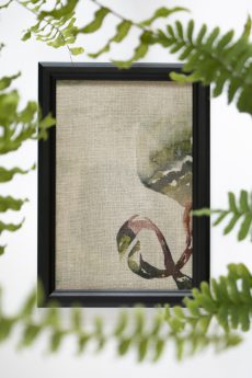 Dzikie Twory - akwarelowa grafika w ramce, na tkaninie lnianej - Pół liścia
