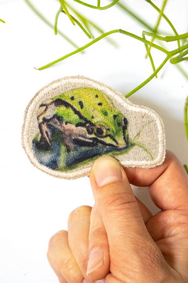 Dzikie Twory - lniana akwarelowa naszywka - Zielona żaba