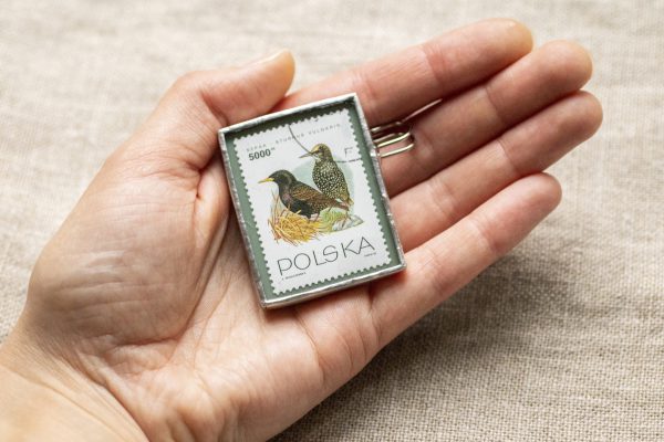 Dzikie Twory - biżuteria ze znaczków pocztowych z 1993 roku - ptaszek9