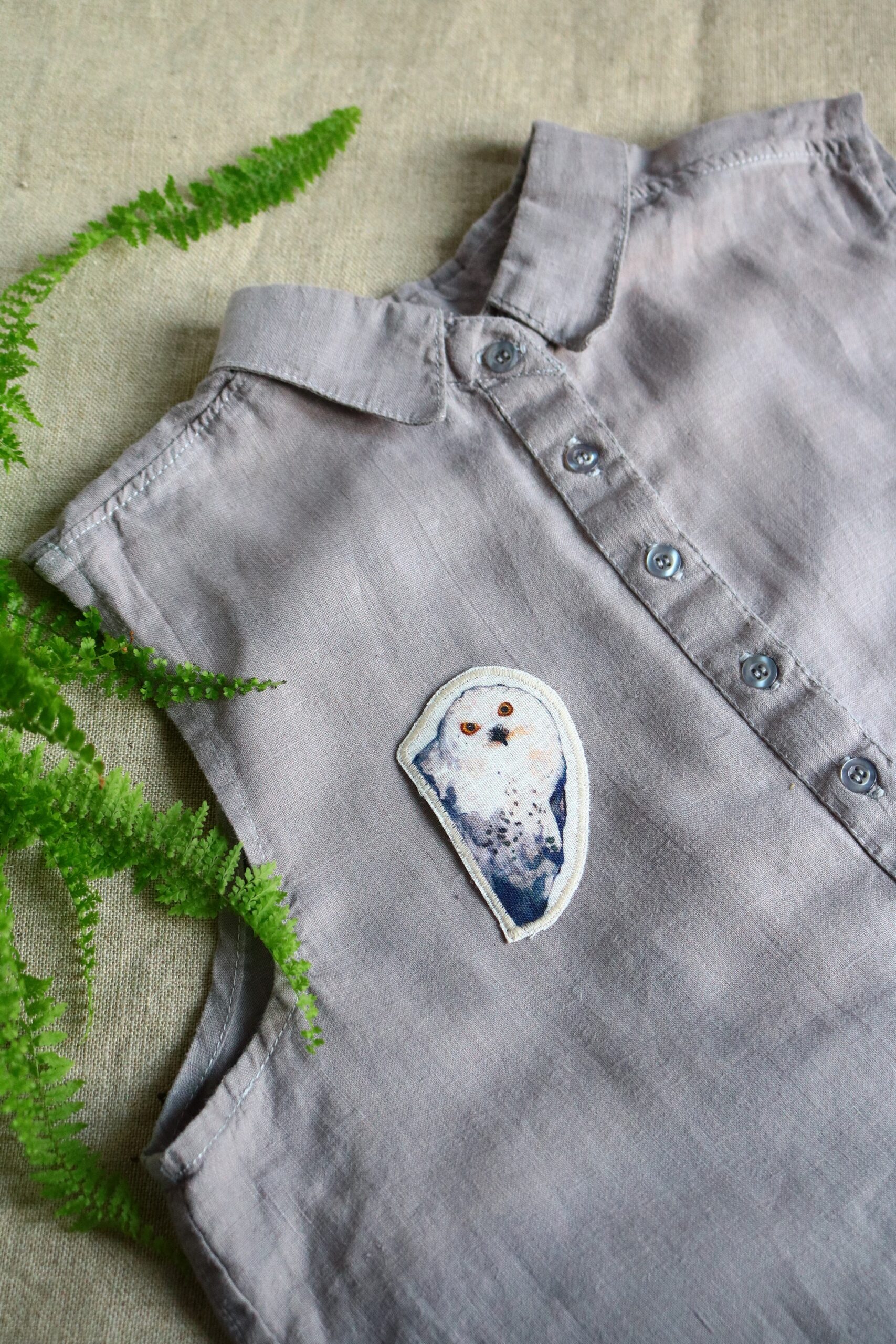 Dzikie Twory - lniana naszywka na ubrania z akwarelowym nadrukiem - biała sowa