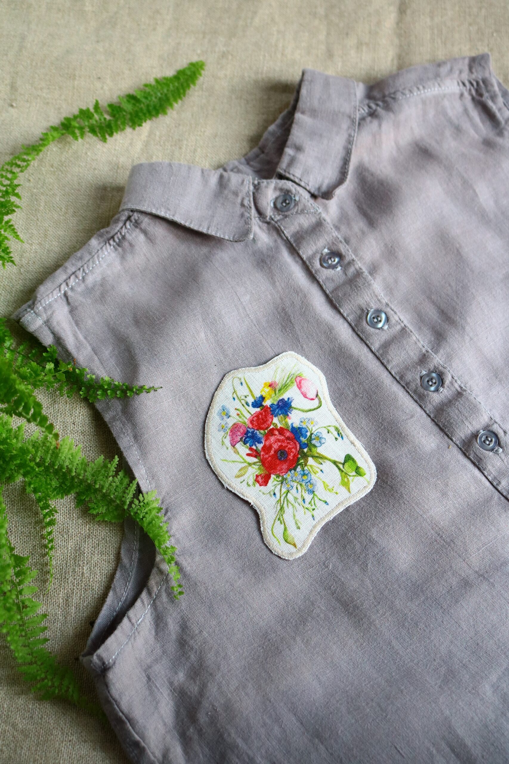 Dzikie Twory - lniana naszywka na ubrania z akwarelowym nadrukiem - kolorowy bukiet polnych kwiatów